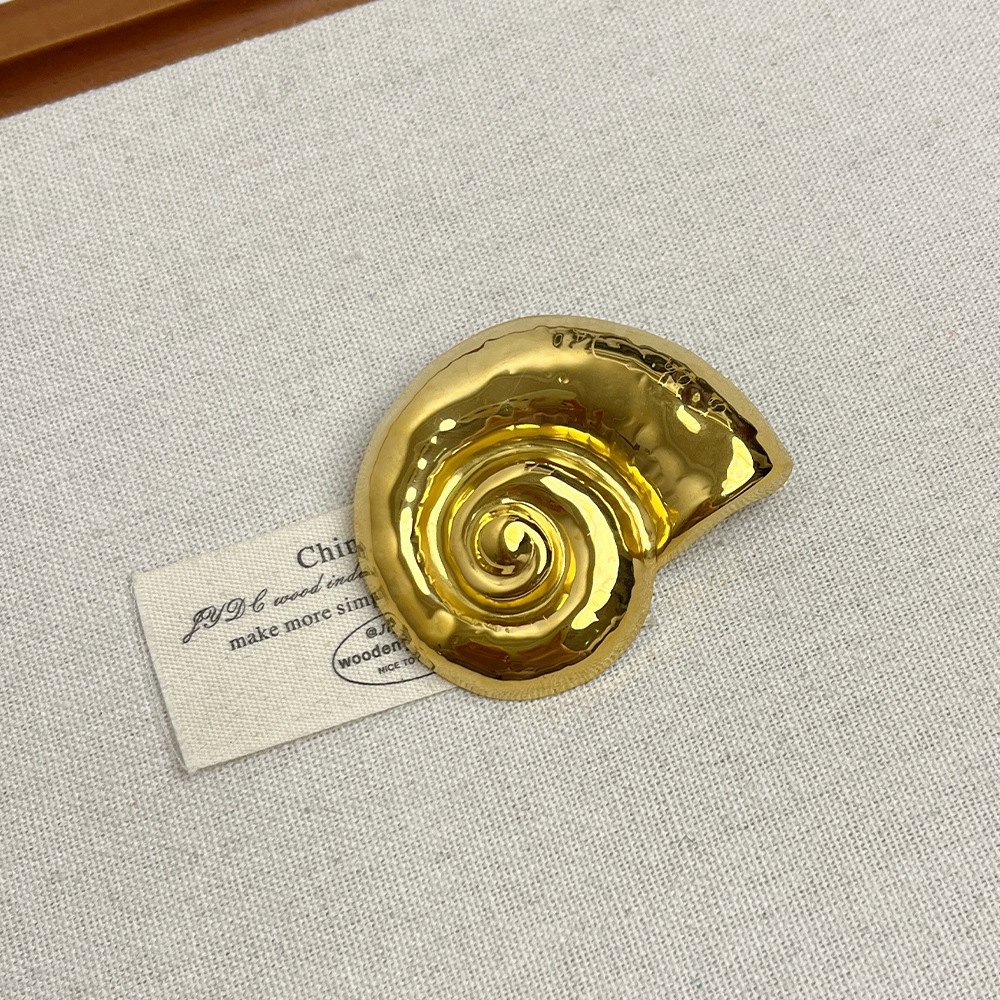 Vintage Geometric High-End Brooch