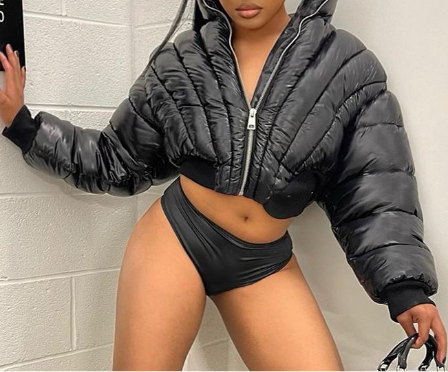 Collared Zipper Long-Sleeve Slim-Fit Short Jacket/Padded Coat