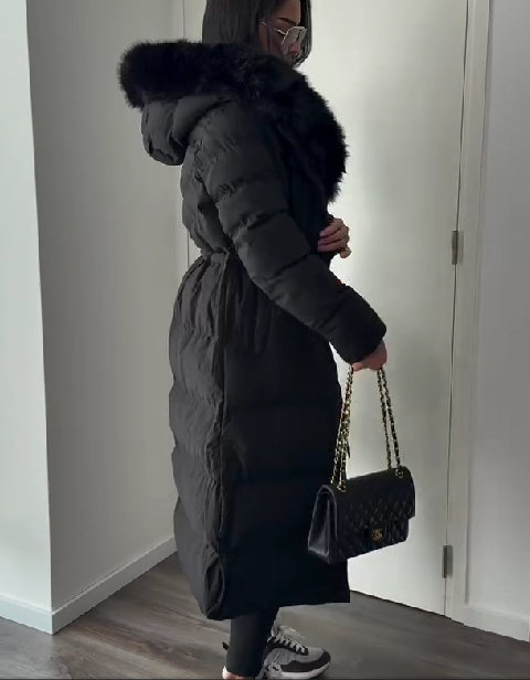 Adjustable Waist With A Fluffy Collar