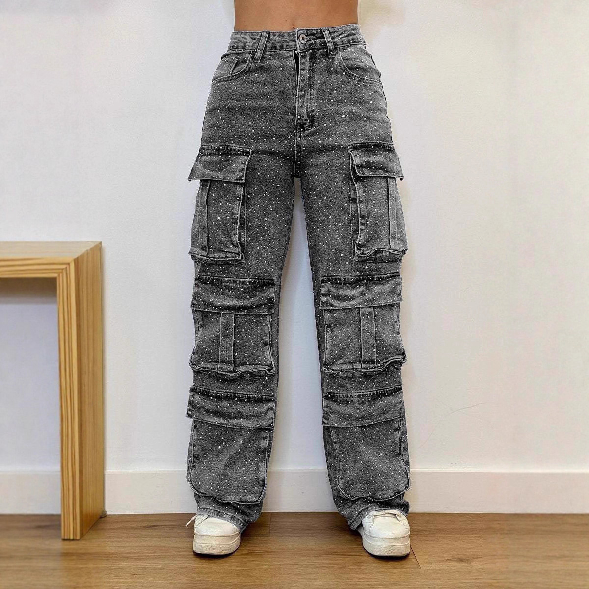 Multi-Pocket Rhinestone Casual Jeans